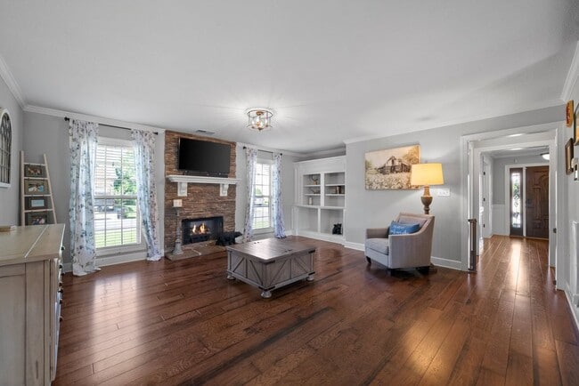 Building Photo - 1049 Black Gum Ln