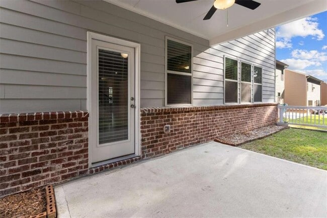 Building Photo - 3217 Hidden Valley Cir