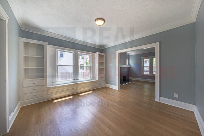 Building Photo - 3461 E 118th St