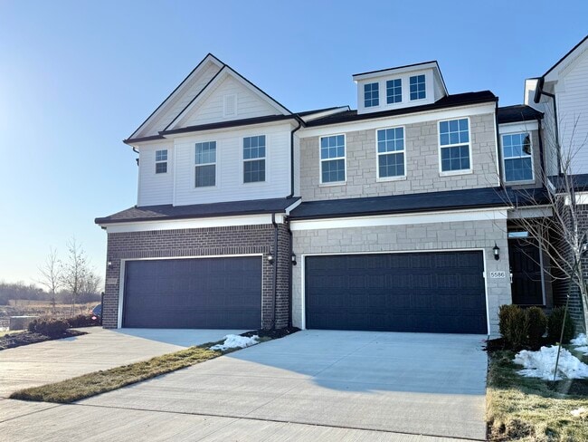 Building Photo - 5586 E Spaniel Dr