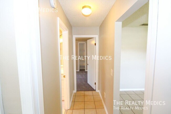 Building Photo - 3171 Courtland Blvd