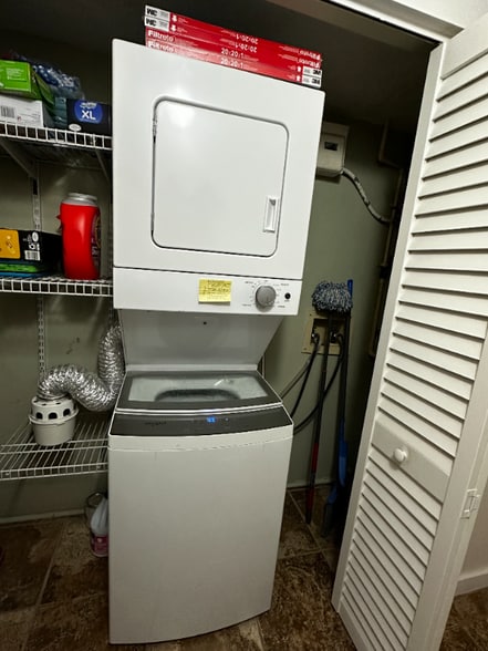 Building Photo - 1071 Edgewood Ave S