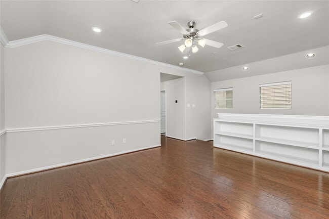 Building Photo - 5337 Nolda St