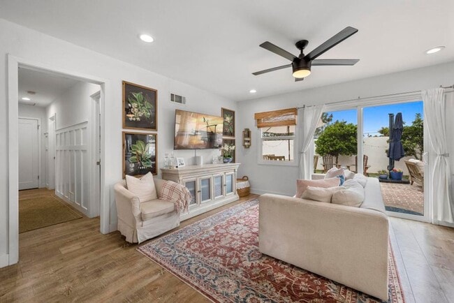Building Photo - Charming 3 Bedroom, 2 Bath Craftsman Home ...