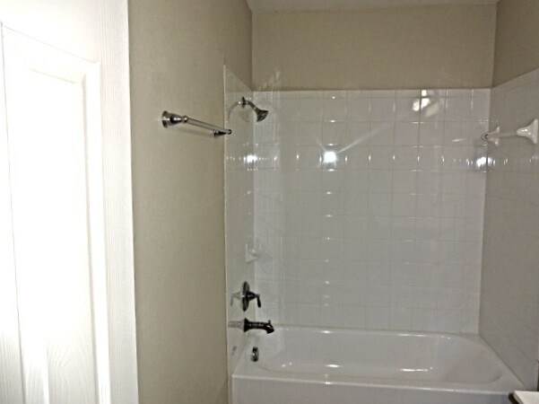 Building Photo - 135 Voyager Cv