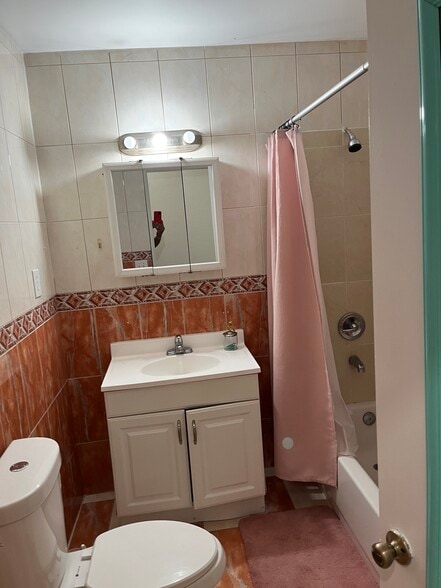 Bathroom - 360 NW 58th Ave