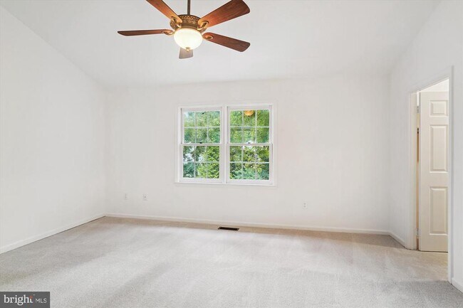 Building Photo - 10940 Brewer House Rd