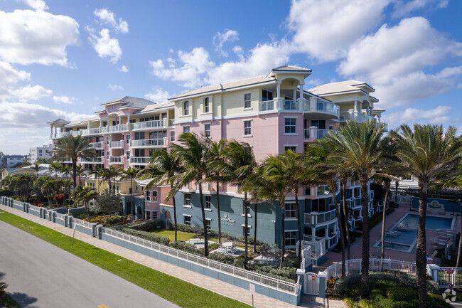 Building Photo - Ocean Plaza on Deerfield Beach