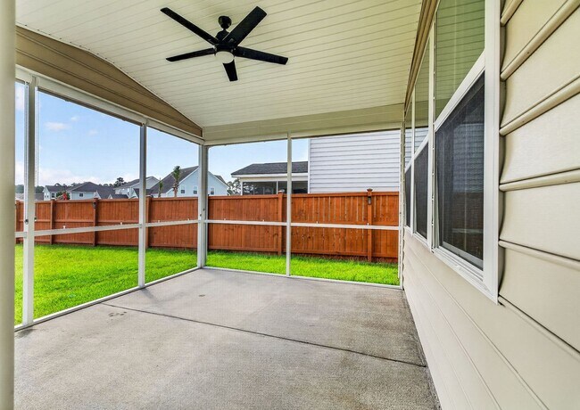 Building Photo - 204 Lake Minsi Dr