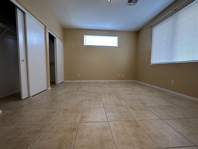 Building Photo - 8701 Emsdale Ct