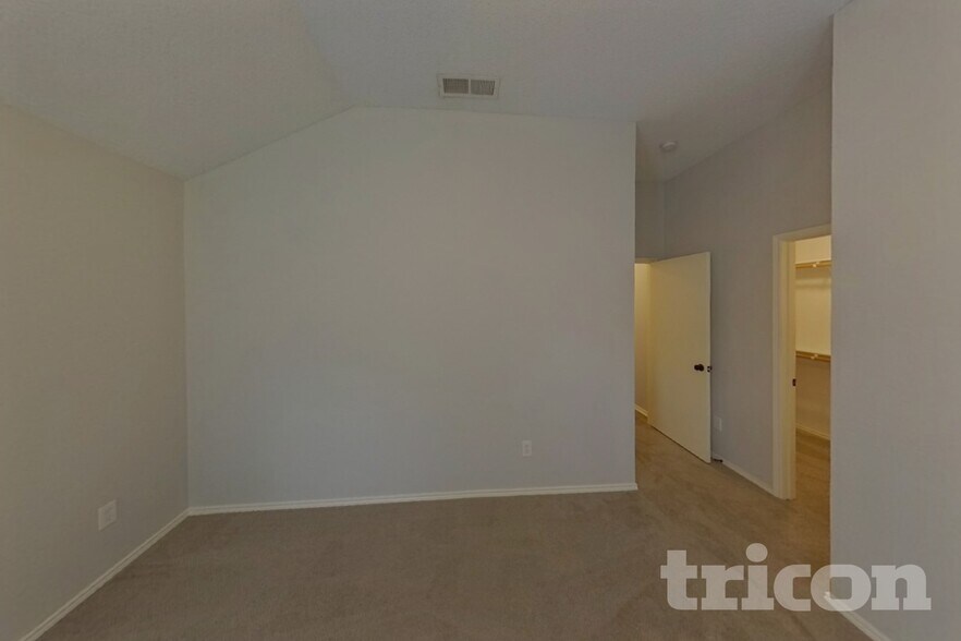 Building Photo - 757 Dema Ln