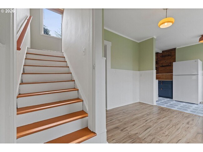 Building Photo - 4805 NE 110th Ave