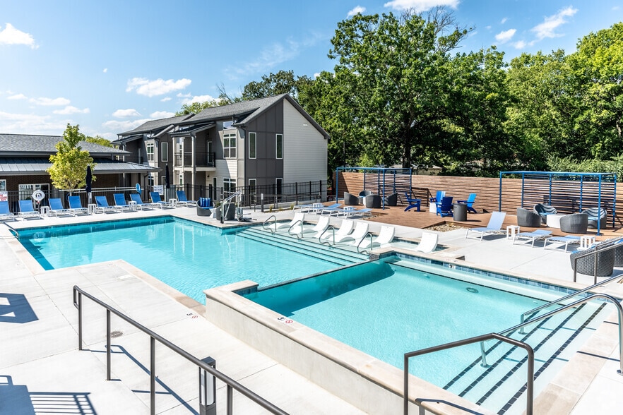 Primary Photo - Meridian Park