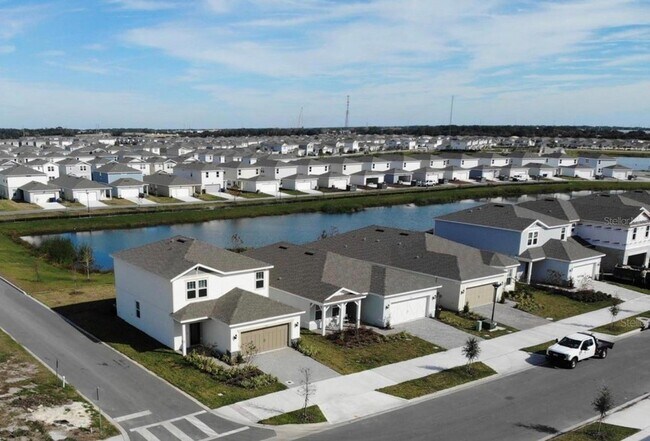 Building Photo - 2681 Serenity Gdn Dr