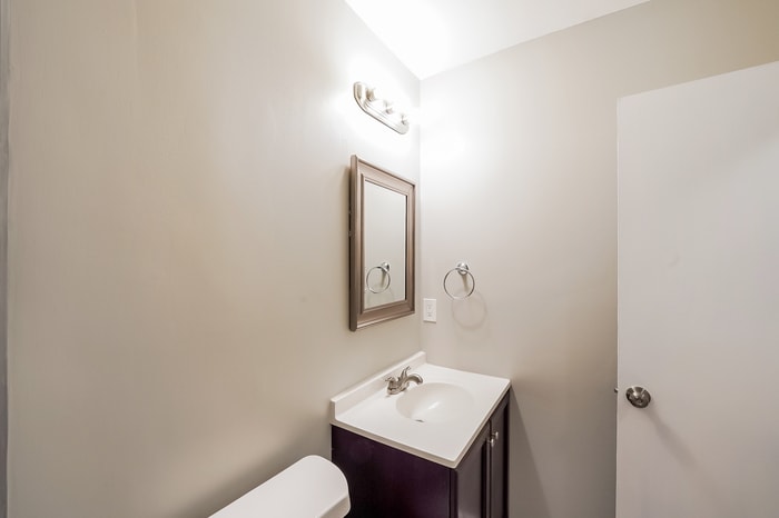 Building Photo - 845 Twin Ridge Dr
