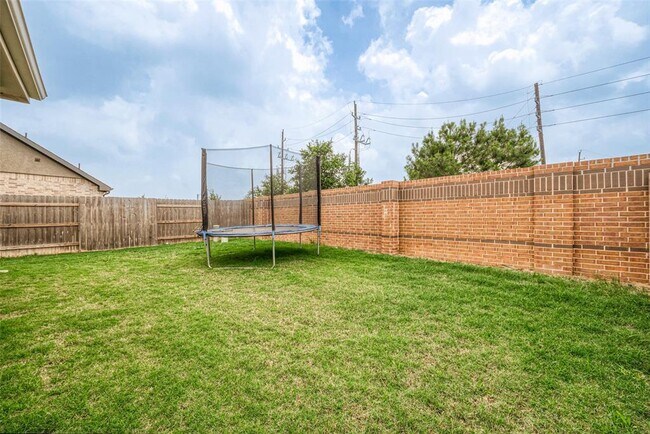 Building Photo - 23611 Blackhaw Blossom Ln