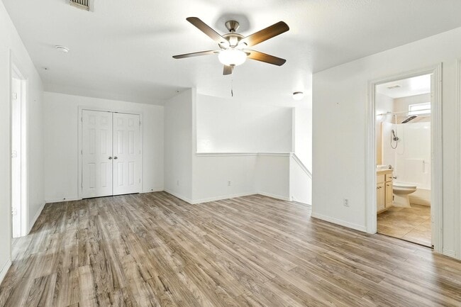 Building Photo - 10123 Sweet Olive Way