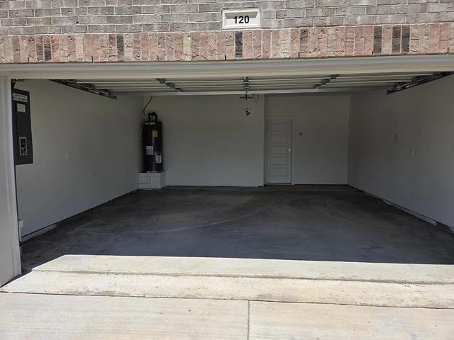 Building Photo - 130 Pinkie Holmes Dr