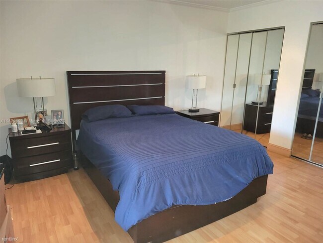 Building Photo - 3 br, 2 bath House - 20350 W Country Club ...