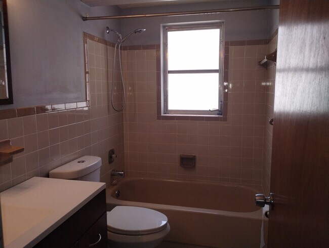 Building Photo - 7741 Ironbark Dr