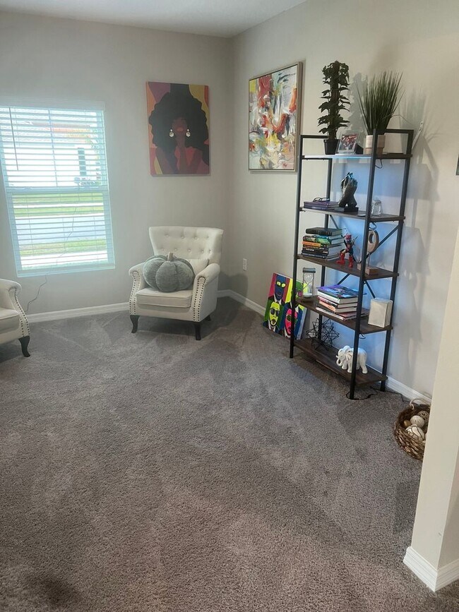 Building Photo - Spacious 5BR House in Winter Haven