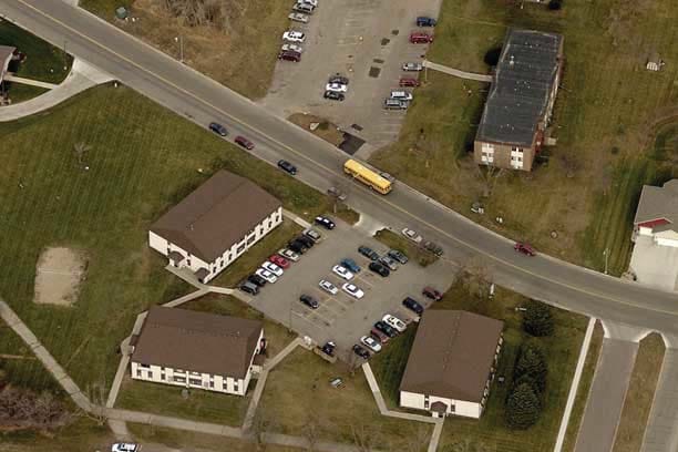 Primary Photo - Campus View Apartments