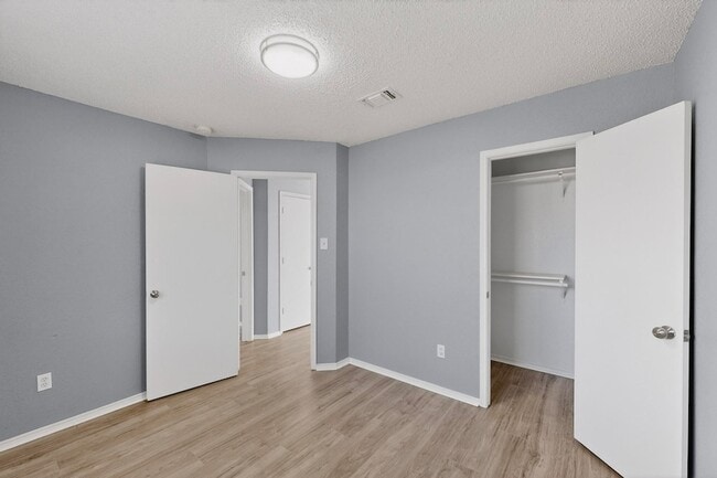 Building Photo - 4517 Ebbtide Ct