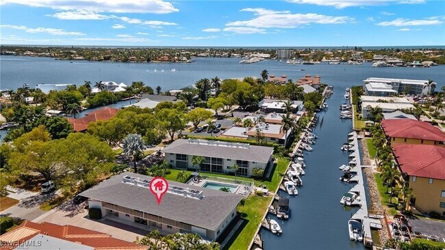 Building Photo - 1417 Chesapeake Ave