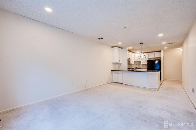 Building Photo - 10 Guisborough Way