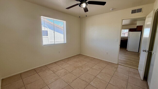 Building Photo - 3128 E Cicero St