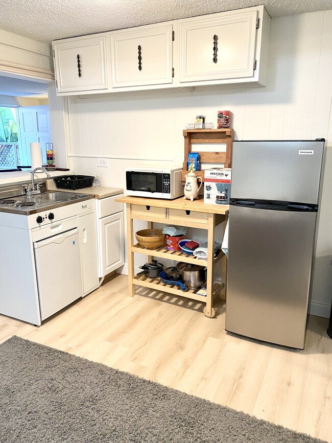 Kitchenette, new flooring. - 6308 Vista del Mar