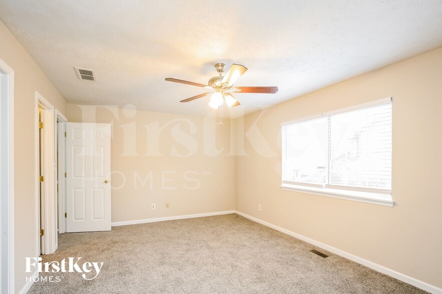 Building Photo - 361 Wildrose Ln