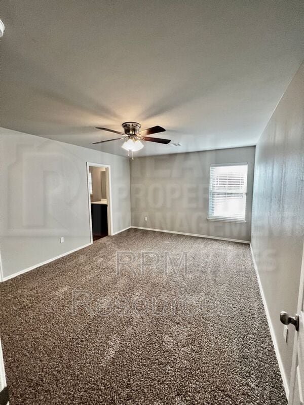Building Photo - 2940 Cider Mill Ln
