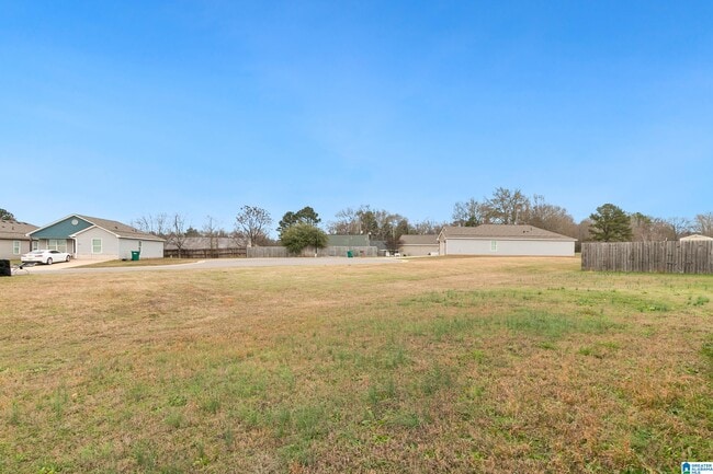 Building Photo - 16411 Waterbury Ln