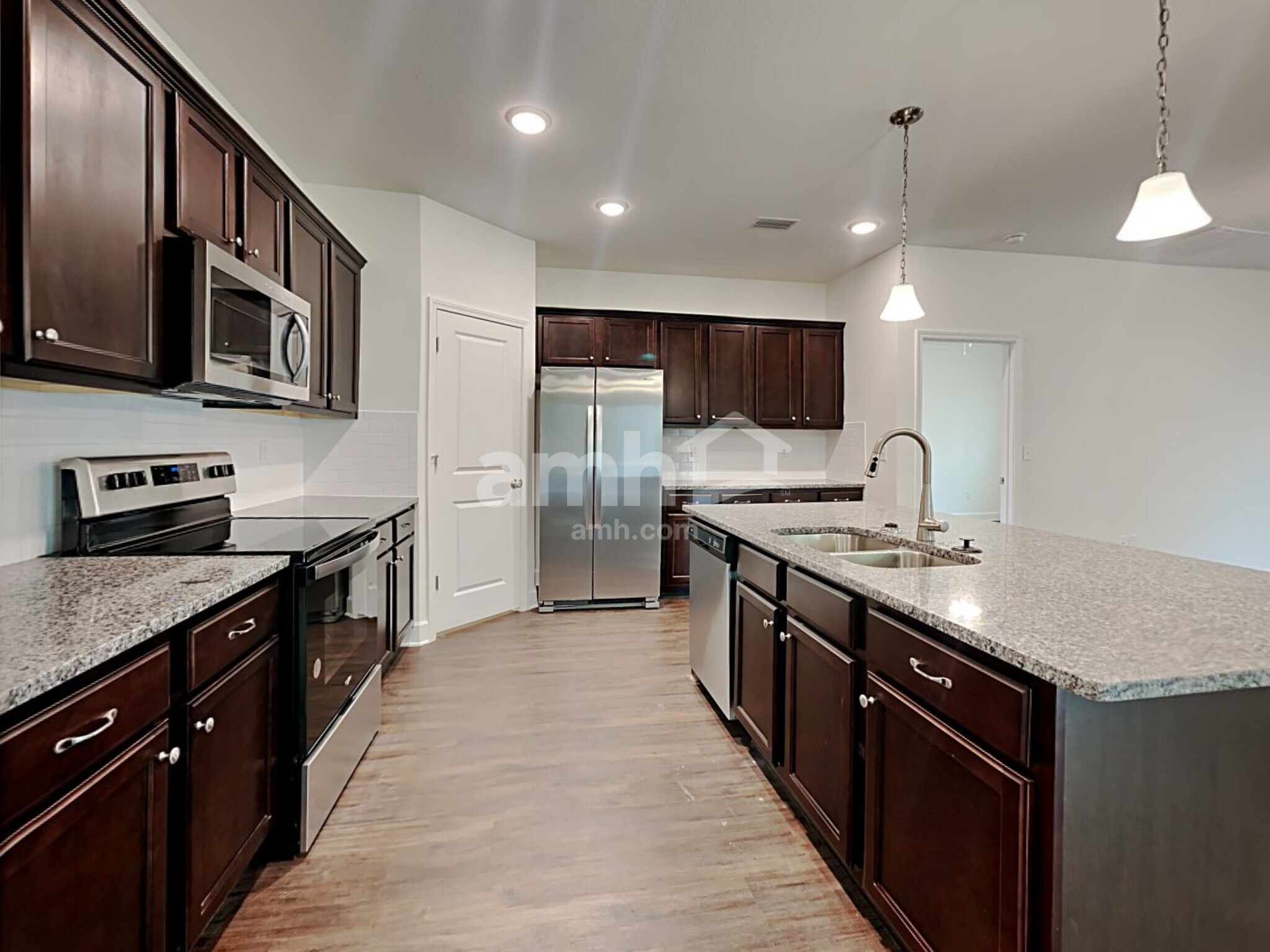 Building Photo - 1094 Tan Tara Trl