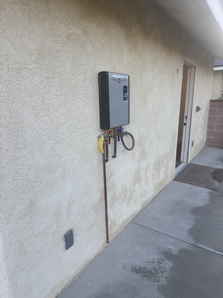 Building Photo - 1487 Claremont Pl