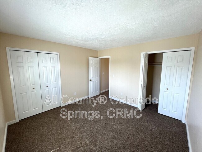 Building Photo - 3074 Starlight Cir
