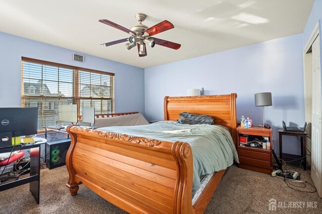 Building Photo - 54 Magellan Way