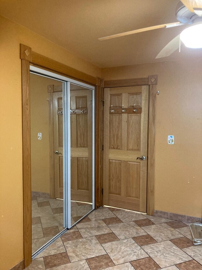 Secondary Bedroom Closet - 520 N Wolf Rd
