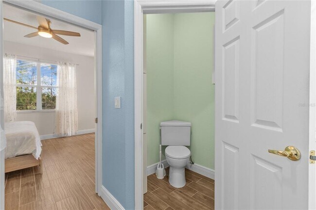 Building Photo - 1937 Scarlett Ave