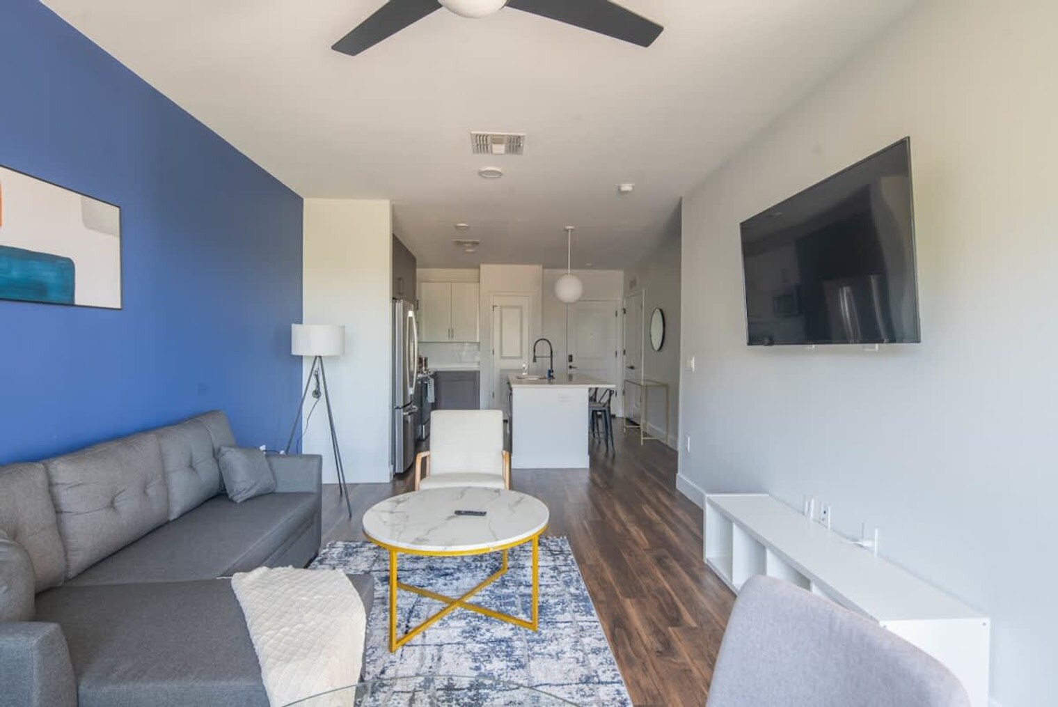 Building Photo - 701 W Rio Salado Pkwy