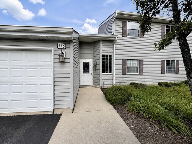 Building Photo - 116 Gant Cir