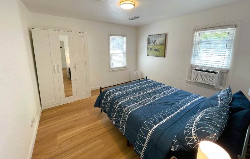 Building Photo - 801 Maxwell Ave