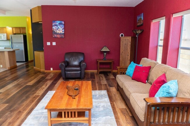 Building Photo - Move-In Ready | Fully Furnished | Serene Mountain Views
