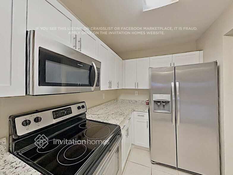 Building Photo - 14334 SW 159th Terrace