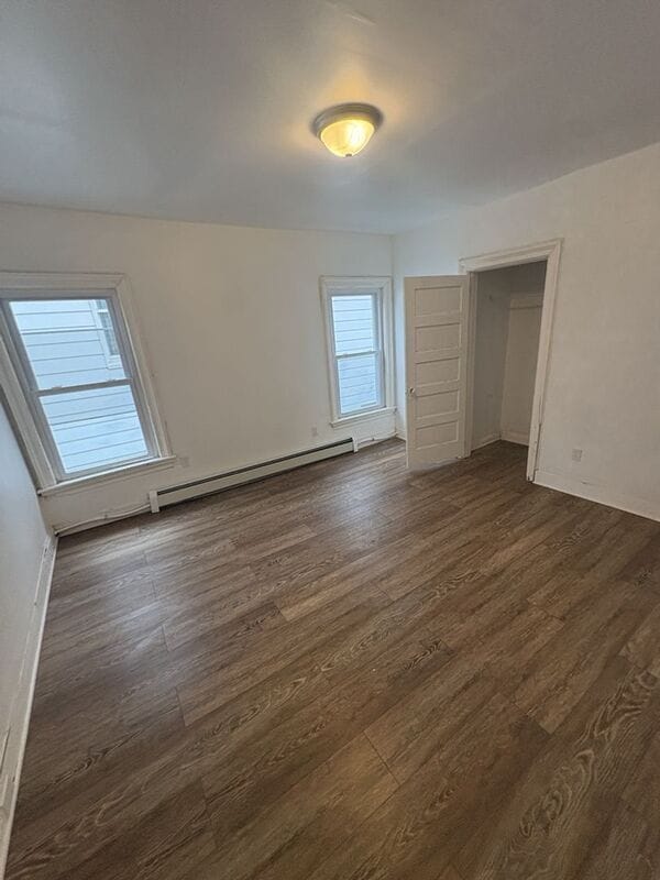 Building Photo - 415 S Main Ave
