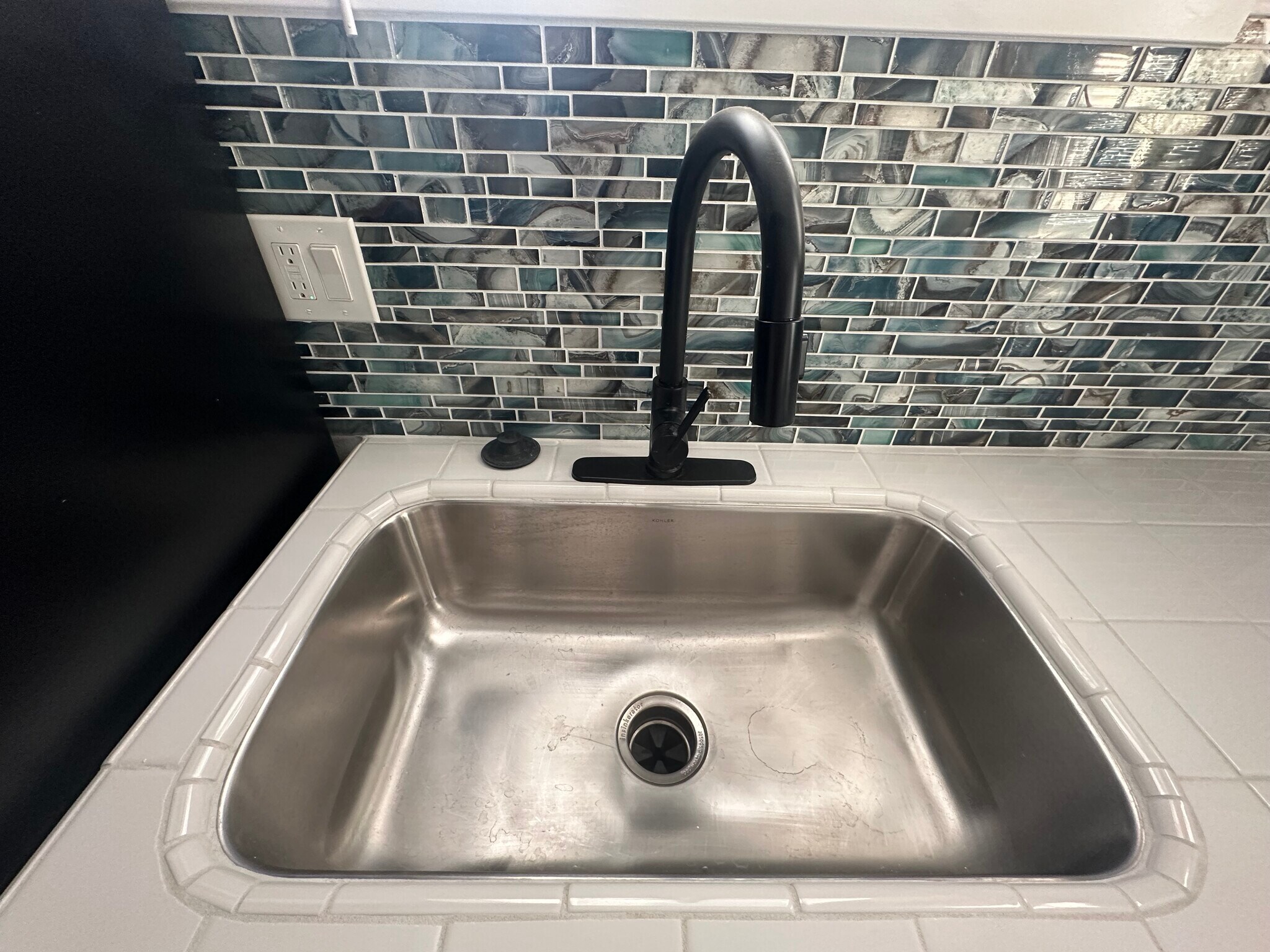 Building Photo - 2038 Bronson Way