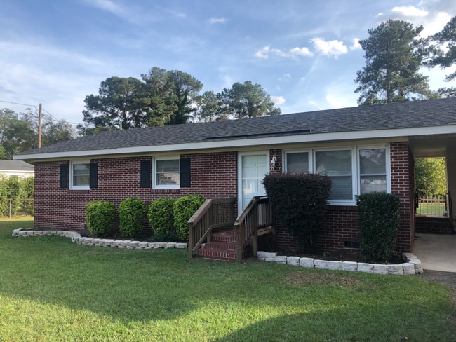 Building Photo - 2008 3rd Loop Rd