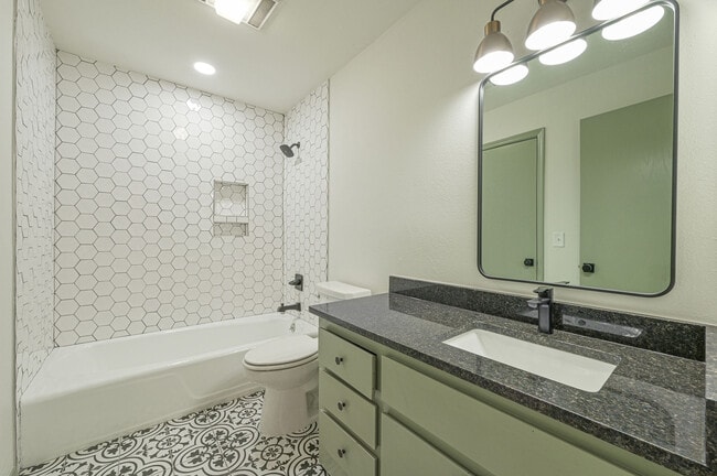 Building Photo - 1626 NW 45th St