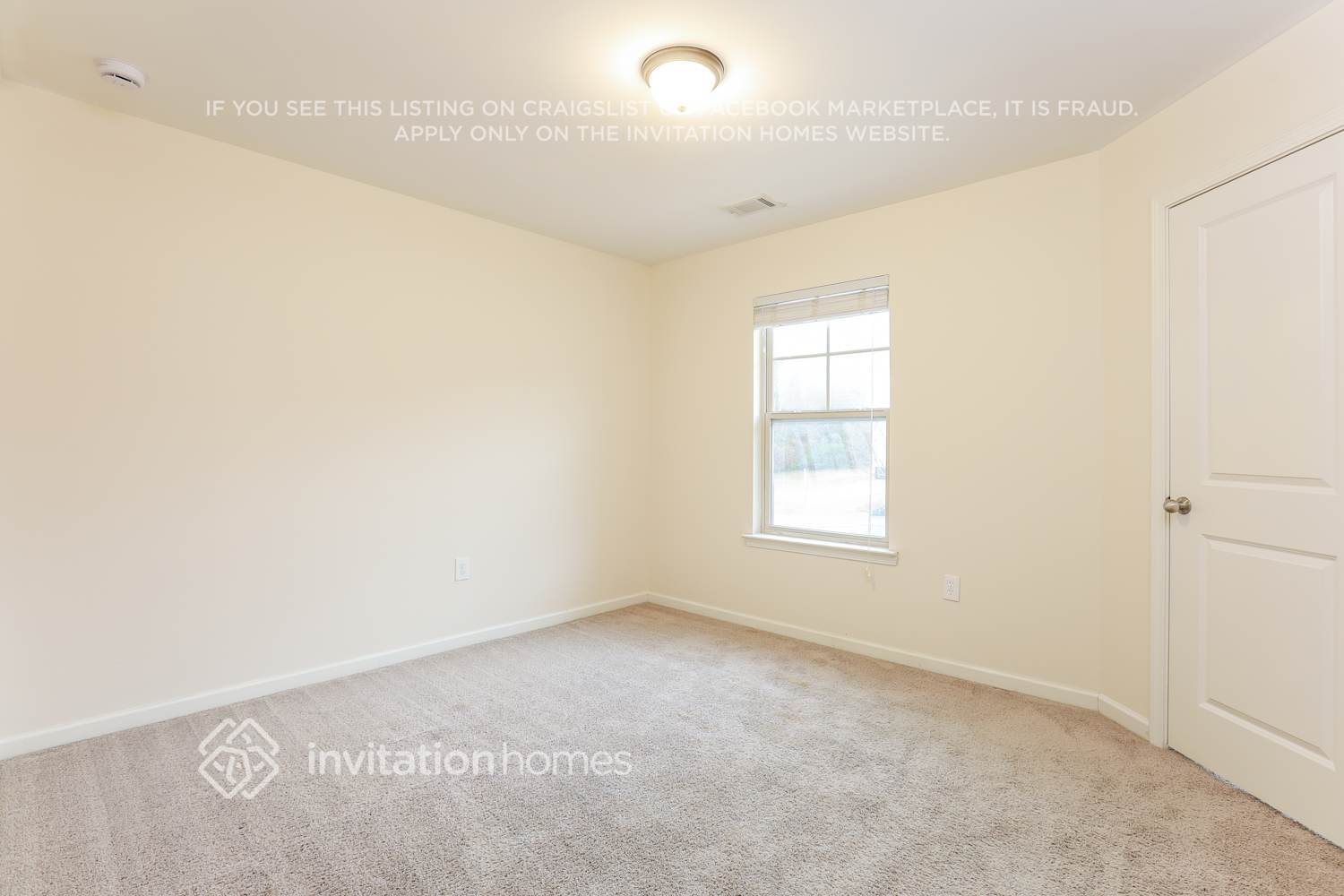 Building Photo - 2070 Stonebrook Dr